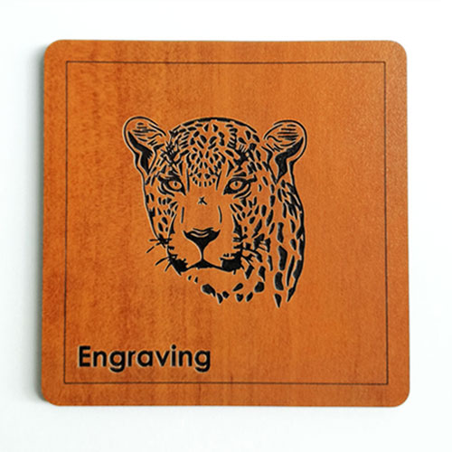 Personalised leopard wooden coaster with engraved wildlife artwork – rustic safari décor