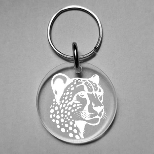 Acrylic wine glass charm featuring a cheetah engraving – wildlife-themed and custom-made by Wildcrafts
